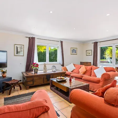Villa Sao Lourenco Sleeps 10 With Pool Air Con And Wifi *